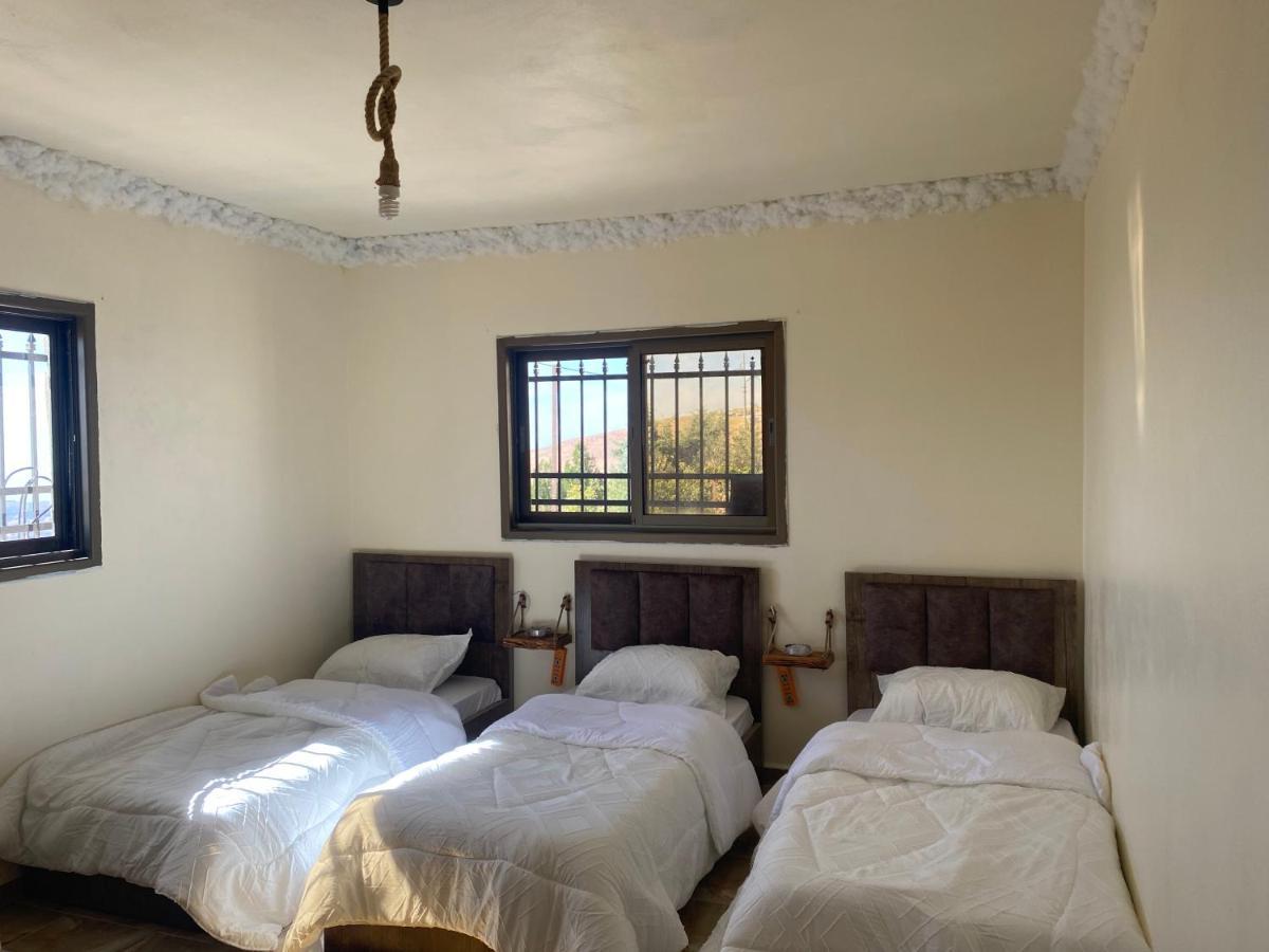 Nabati Hostel Вади Муса Экстерьер фото